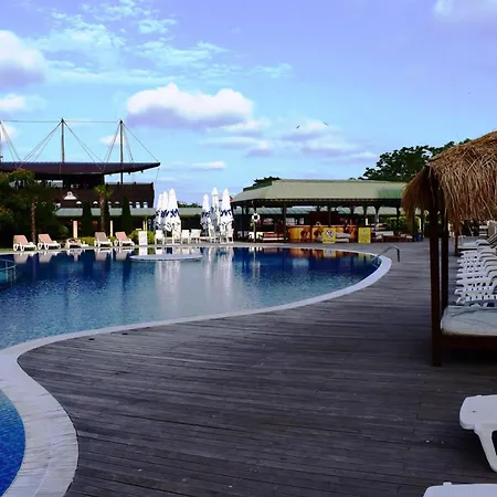 Luxury 1 Bedroom 5th Floor Apartman Várna