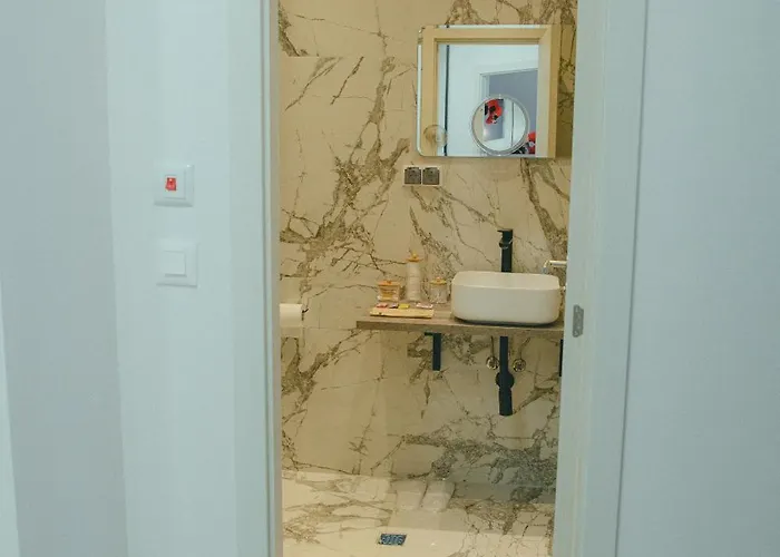 Luxury 1 Bedroom 5th Floor